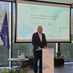 Minister Jože Novak ob uvodnem nagovoru